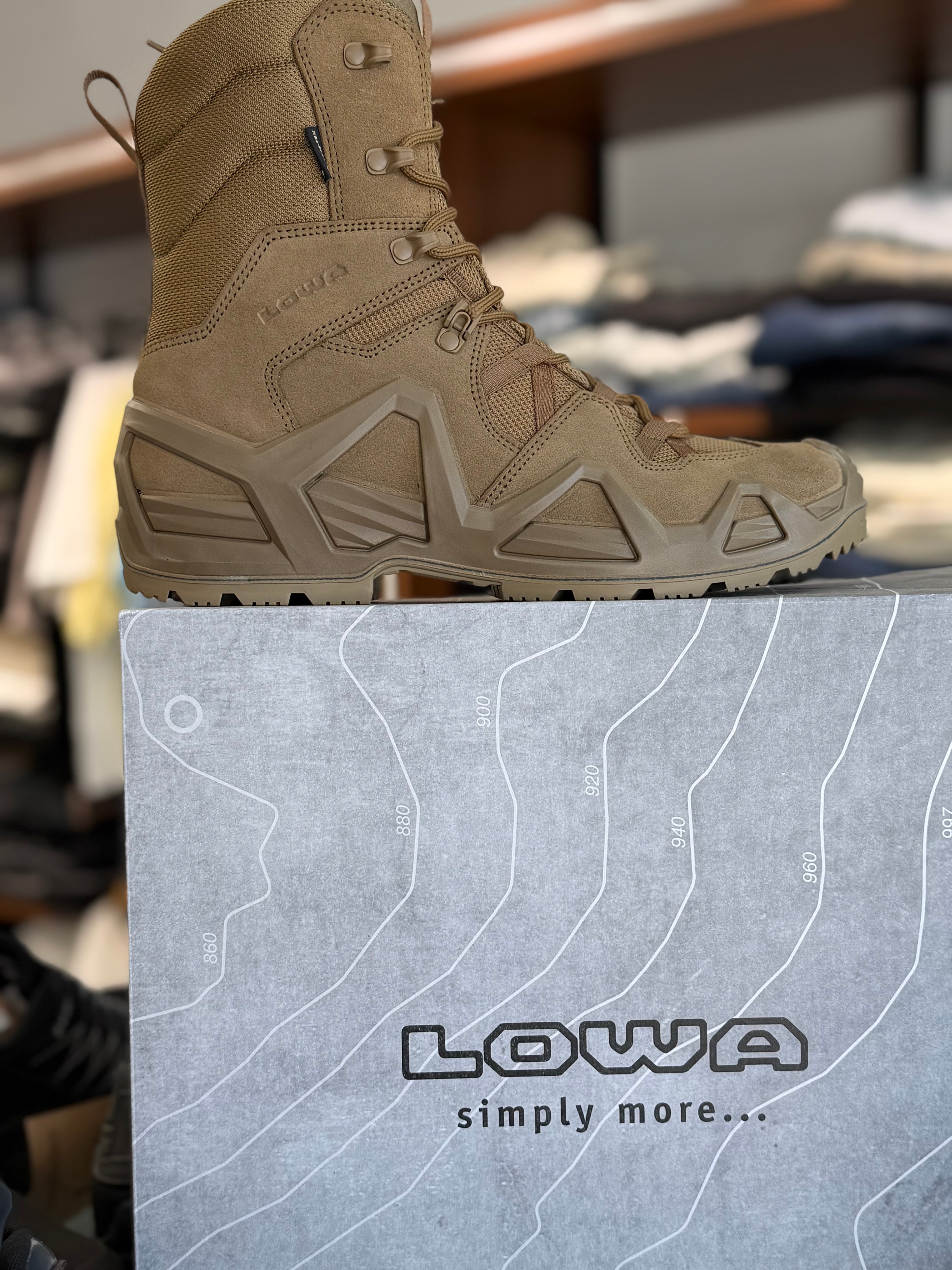 נעלי לואה ZEPHYR MK2 GTX HI LOWA מדברי כהה