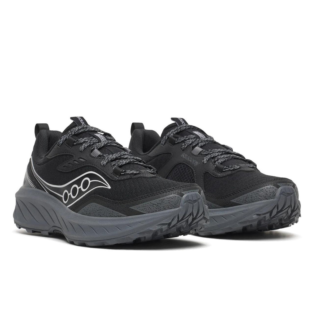 TR 18 , SAUCONY