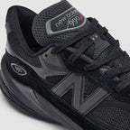NEW BALANCE 990 V6 שחור