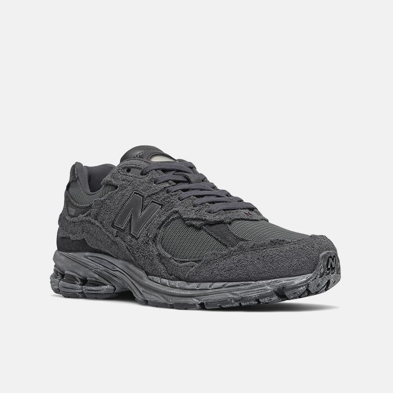 New balance R2002 שחור
